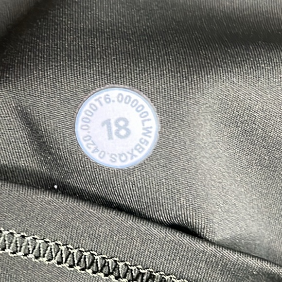 Lululemon Fast and Free Tight II 25” Nulux Dark Olive Green Leggings - Picture 8 of 10